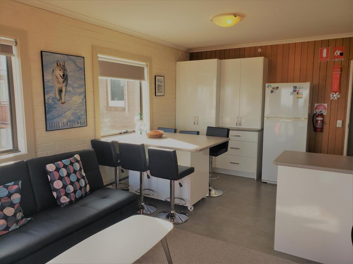 Enzian Hotel Mt Buller Маунт-Буллер Екстер'єр фото